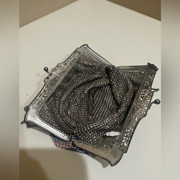 Whiting & Davis 1930’s Sterling Plated “Elsah” Mesh Handbag - Picture 10 of 10